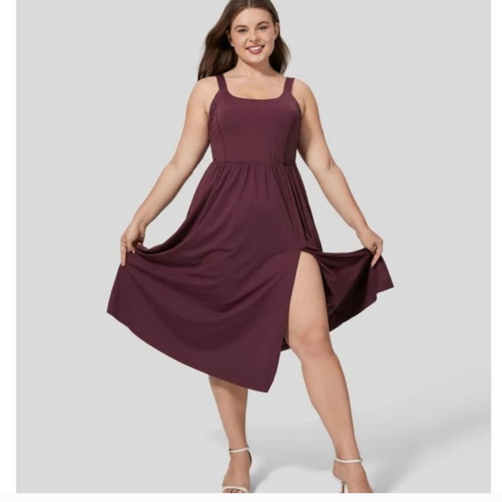 Halara Backless Scoopneck, Slit Dress